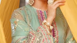 Kameez (Heavy) (Women)